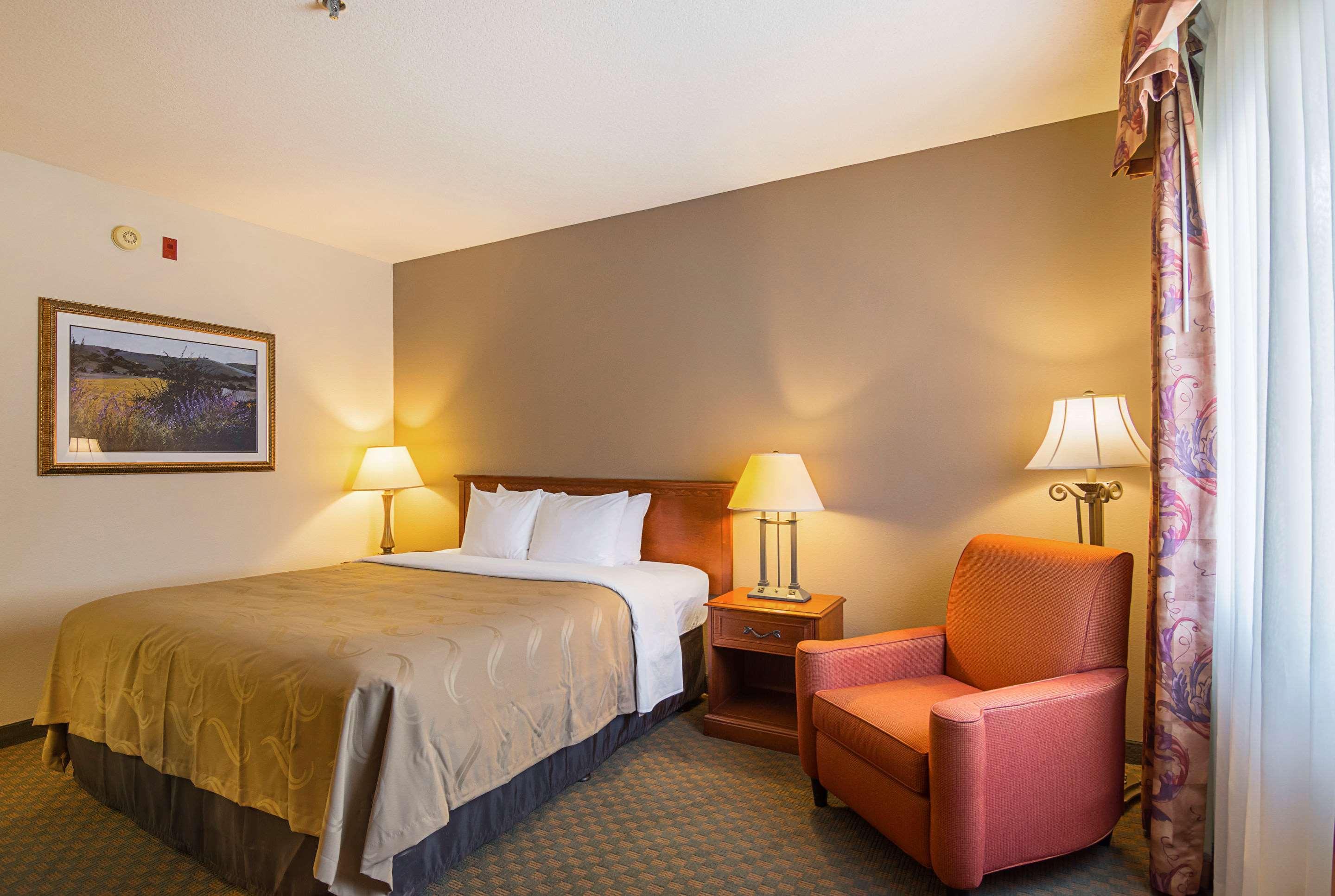 Inn Quality Yosemite Airport